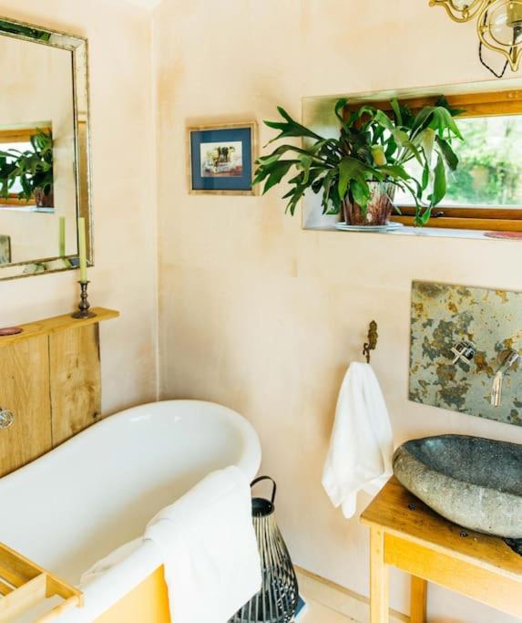 Romantic Country Annex With Views - 10 Min To Bath Cold Ashton Exteriér fotografie
